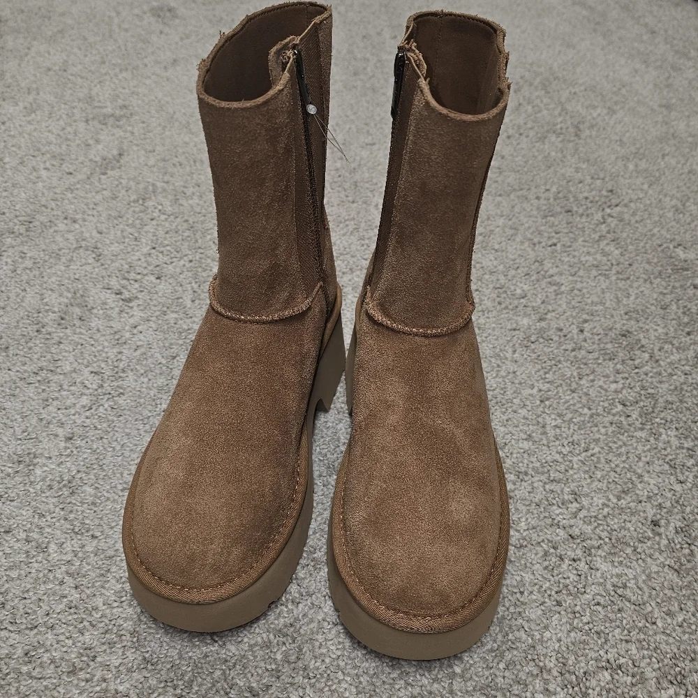 UGG Women's Classic Twin Seam New Heights Boots - Picture 3 of 8